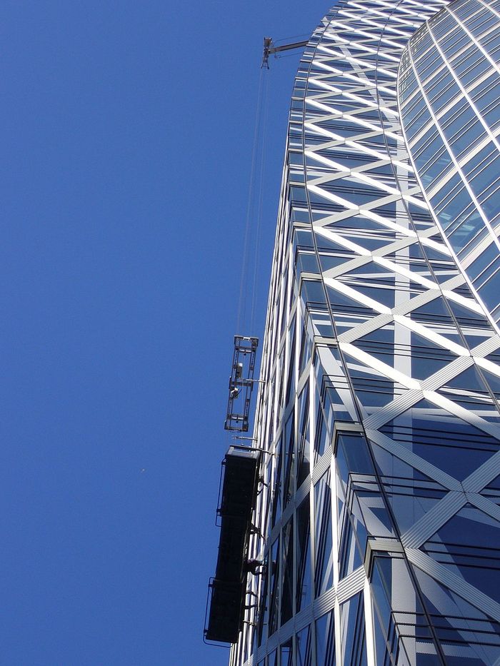 Gondola cleaning platform on a commercial glass tower
